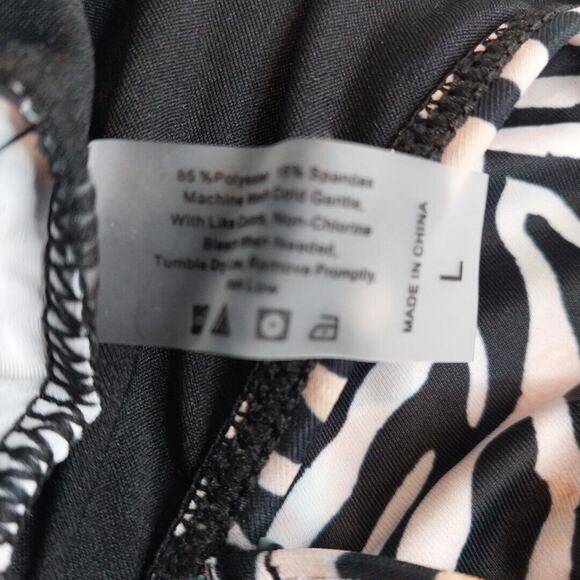 Halara Yoga Sports Bra Top Zebra Open Shapewear NWT Women's Large - Picture 4 of 5